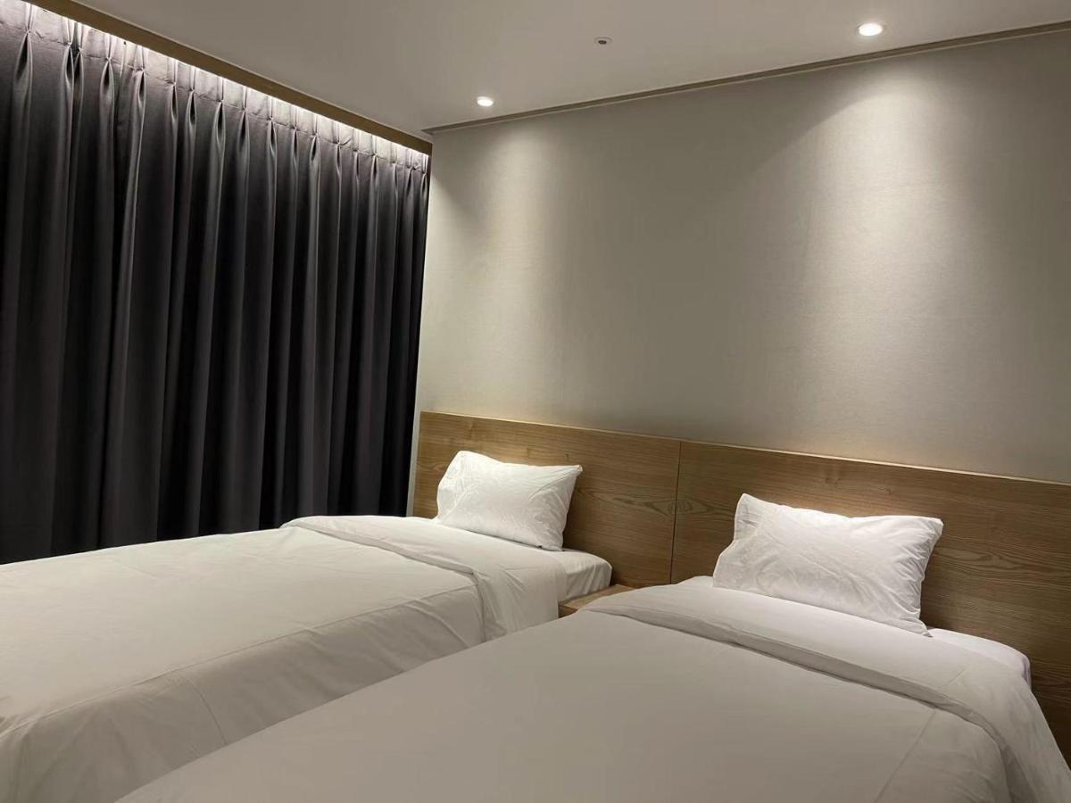 The Garden Hotel Seoul Bagian luar foto