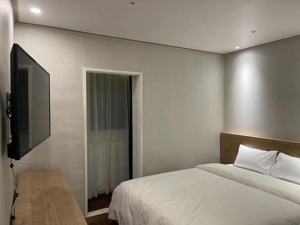 The Garden Hotel Seoul Bagian luar foto