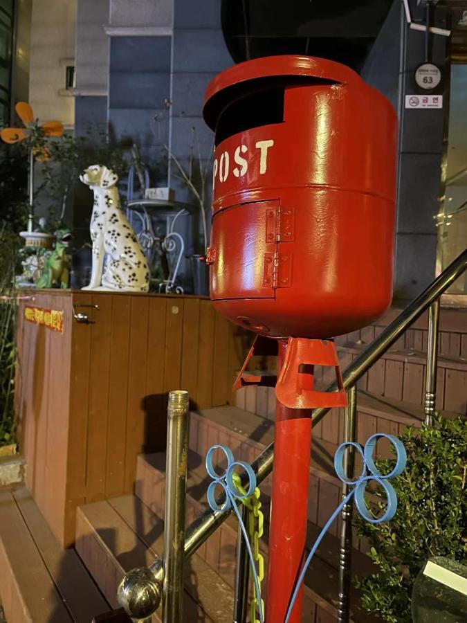 The Garden Hotel Seoul Bagian luar foto
